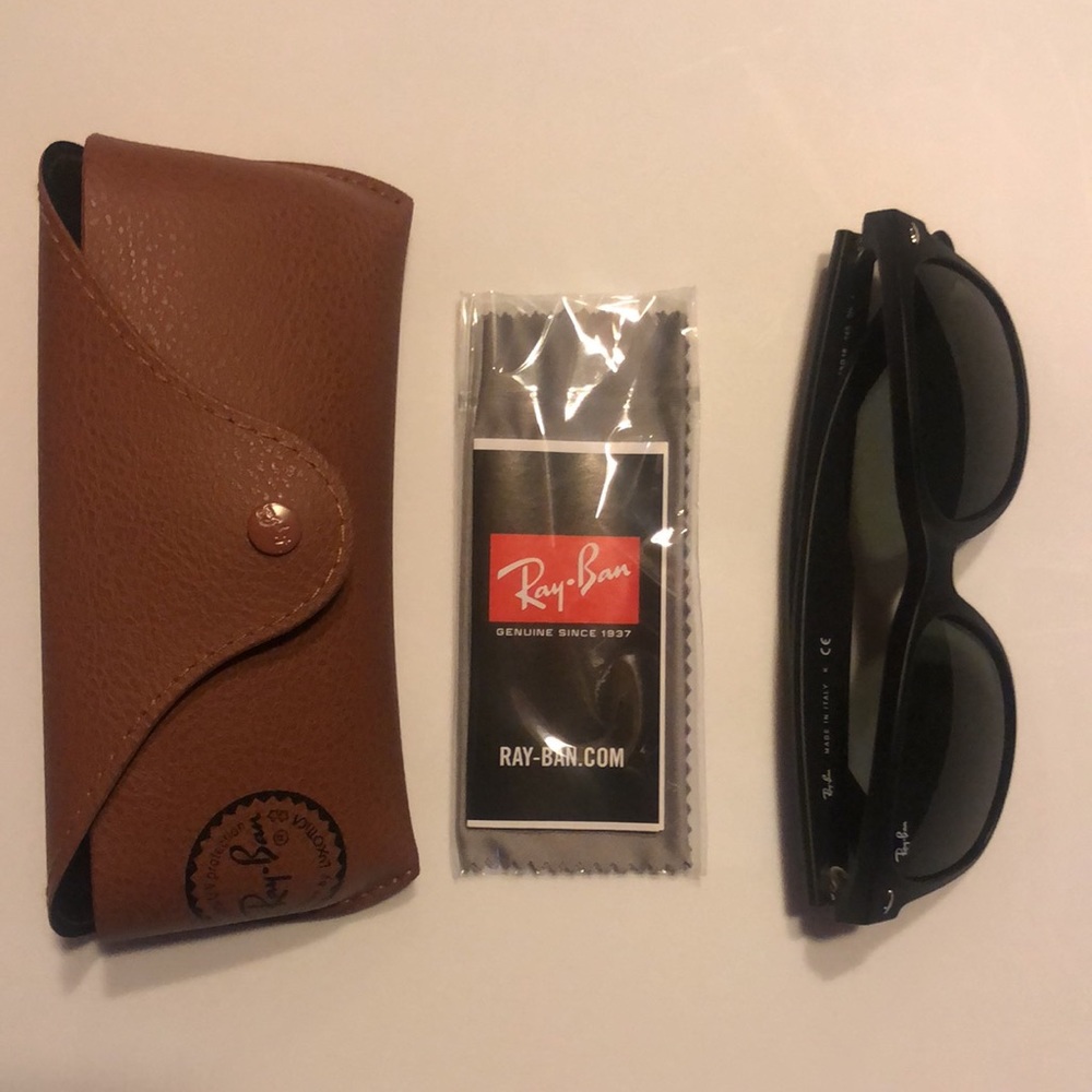 New Wayfarer Classic Ray Bans